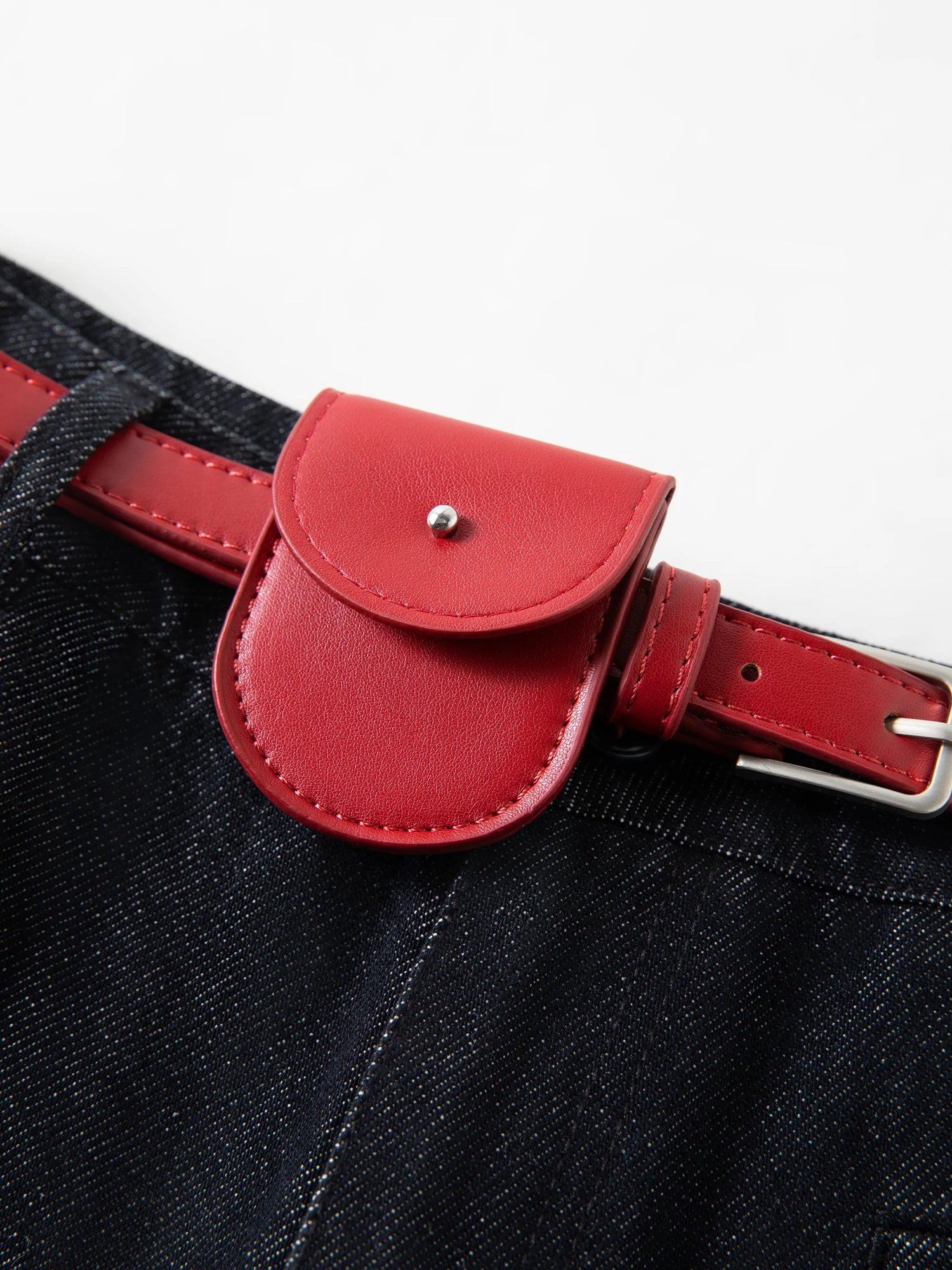 High-Waisted Loose Wide-Leg Jeans